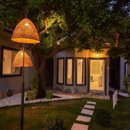 Meri Park Suites Otel *